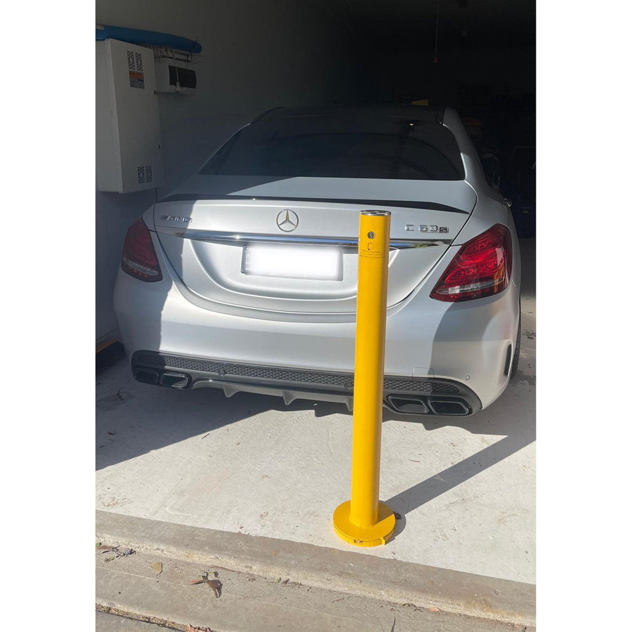 Removable Surface Mount Bollard - 90mm Key Lock