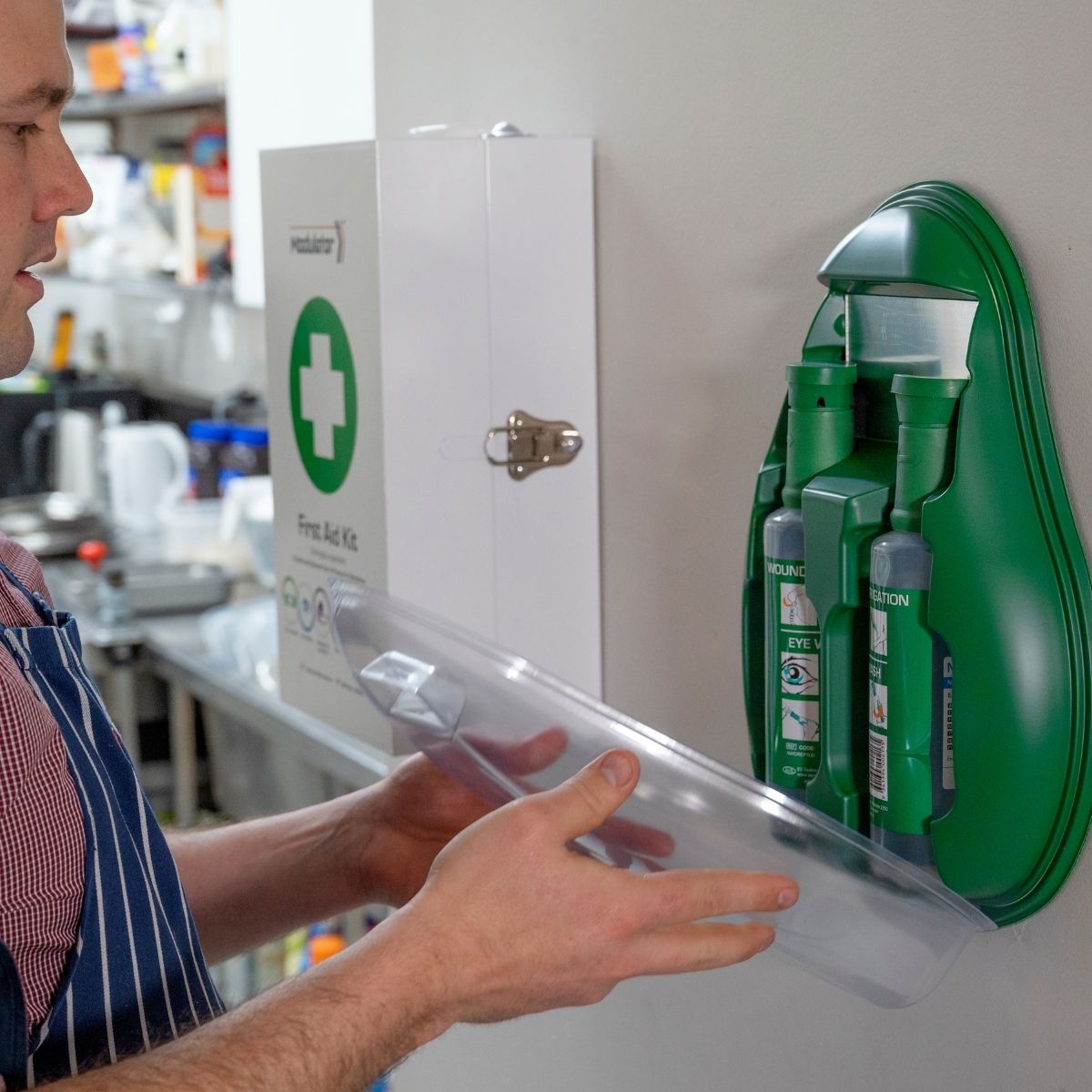 AEROWASH Drop Eyewash Station (2 x 500mL bottles)