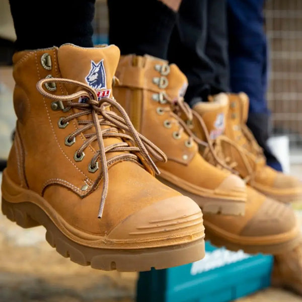 The TPU outsole is heat resistant up to 130°C and is engineered to be slip and oil resistant, providing reliable traction on uneven or hazardous surfaces.