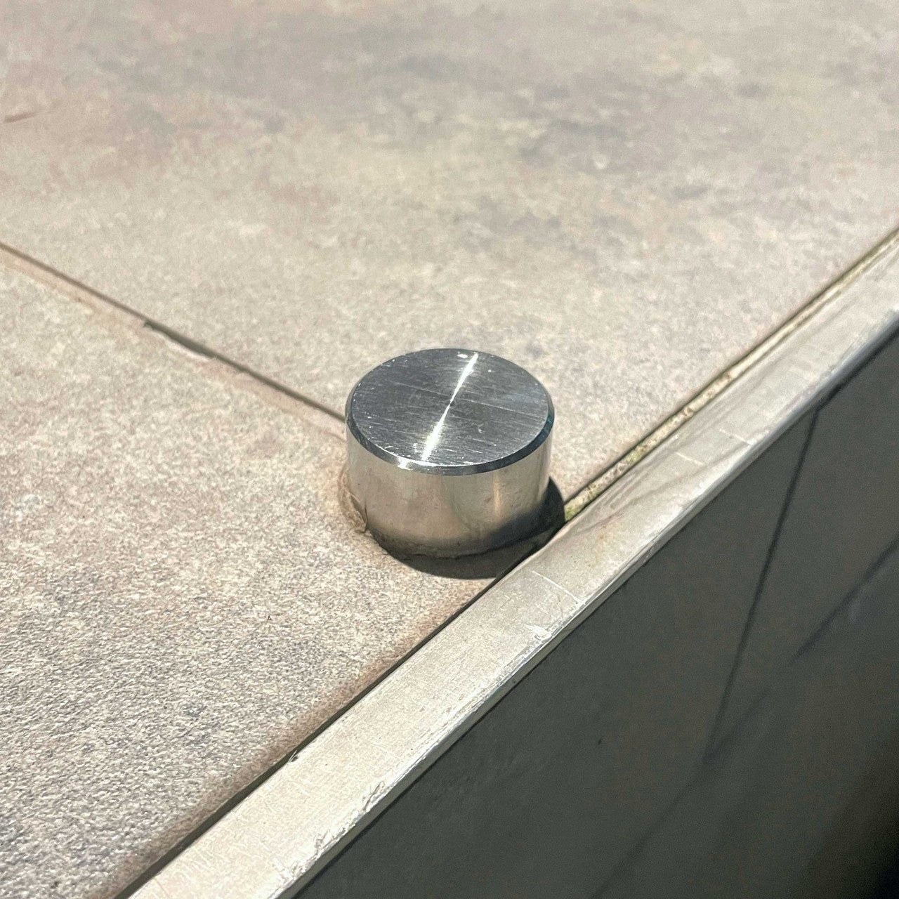 Skate Deterrent - Stud