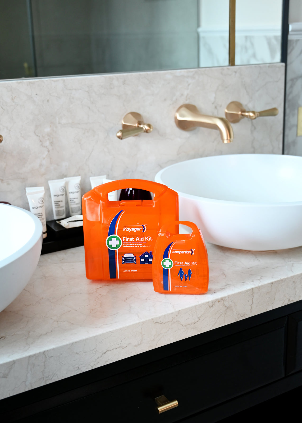 VOYAGER 2 Series Plastic Neat First Aid Kit