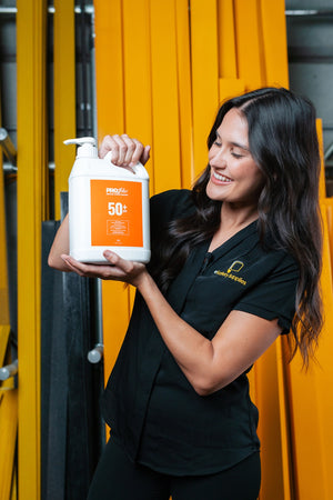 Sunscreen - 1L Pump - Sun Protection