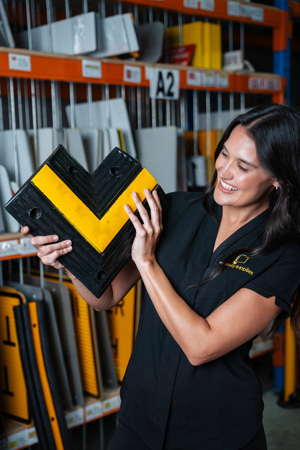 Rubber Bunding - Corner