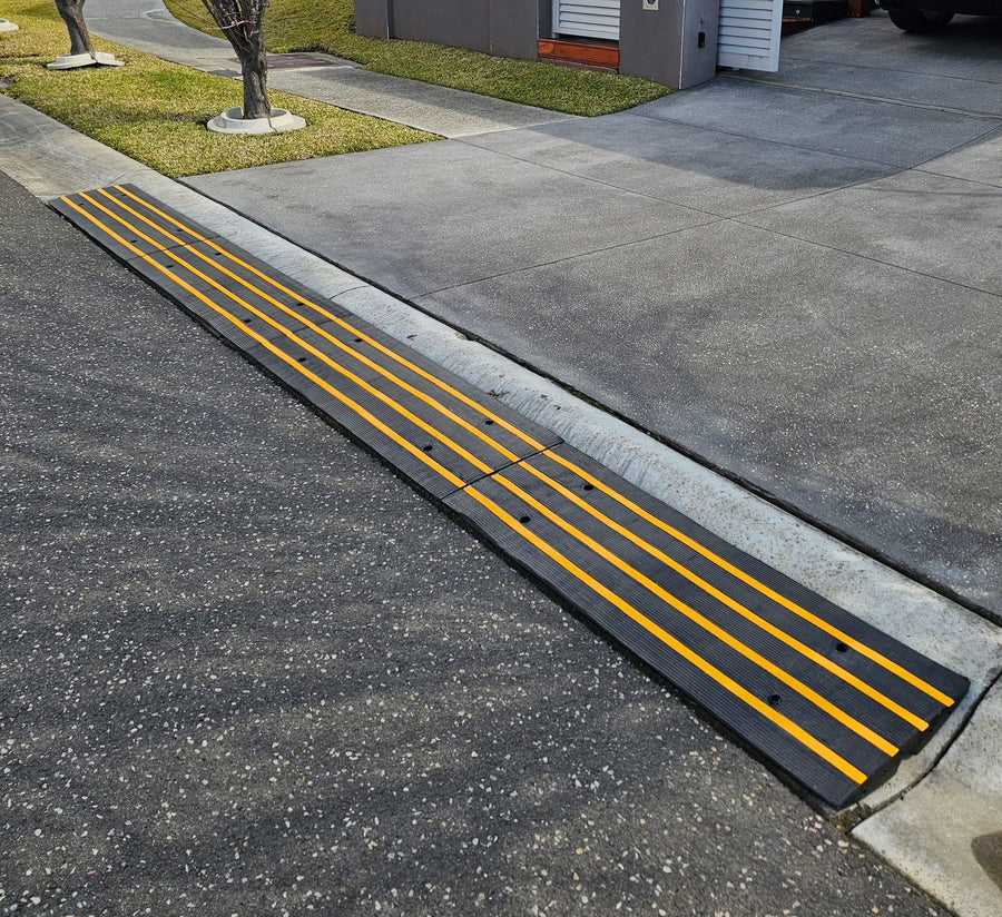 Turf Ramp Edge Driveway Guru Rolled Kerb Edge Ramp 1.2m | eSafety Supplies – eSafety ...