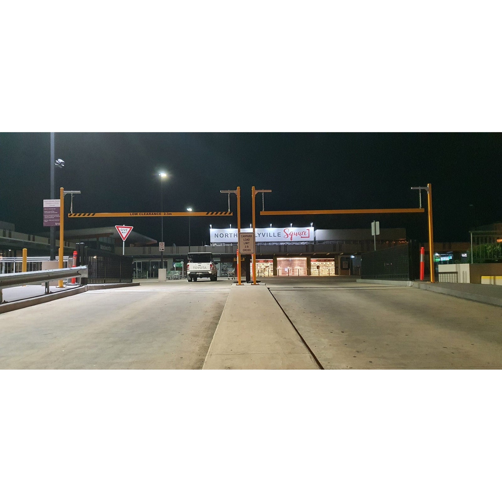 Low Clearance Height Bar (1m - 6.5m) 350 kg 2.0M