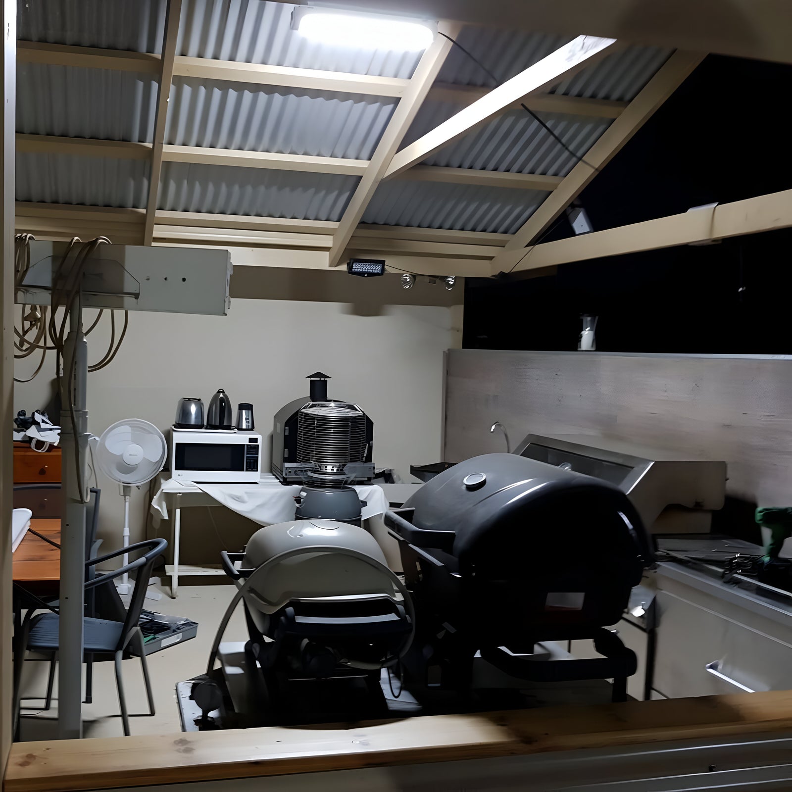 600mm Solar Batten Light