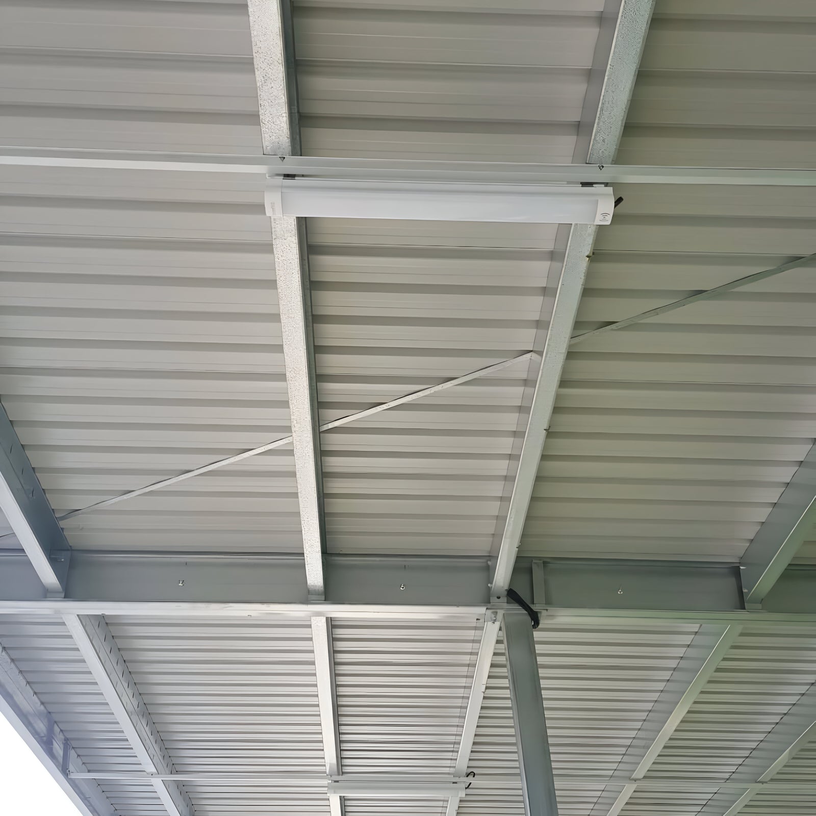 600mm Solar Batten Light