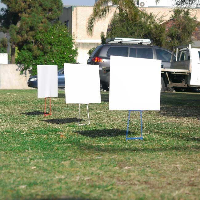 Exterior Corflute Lawn Stands