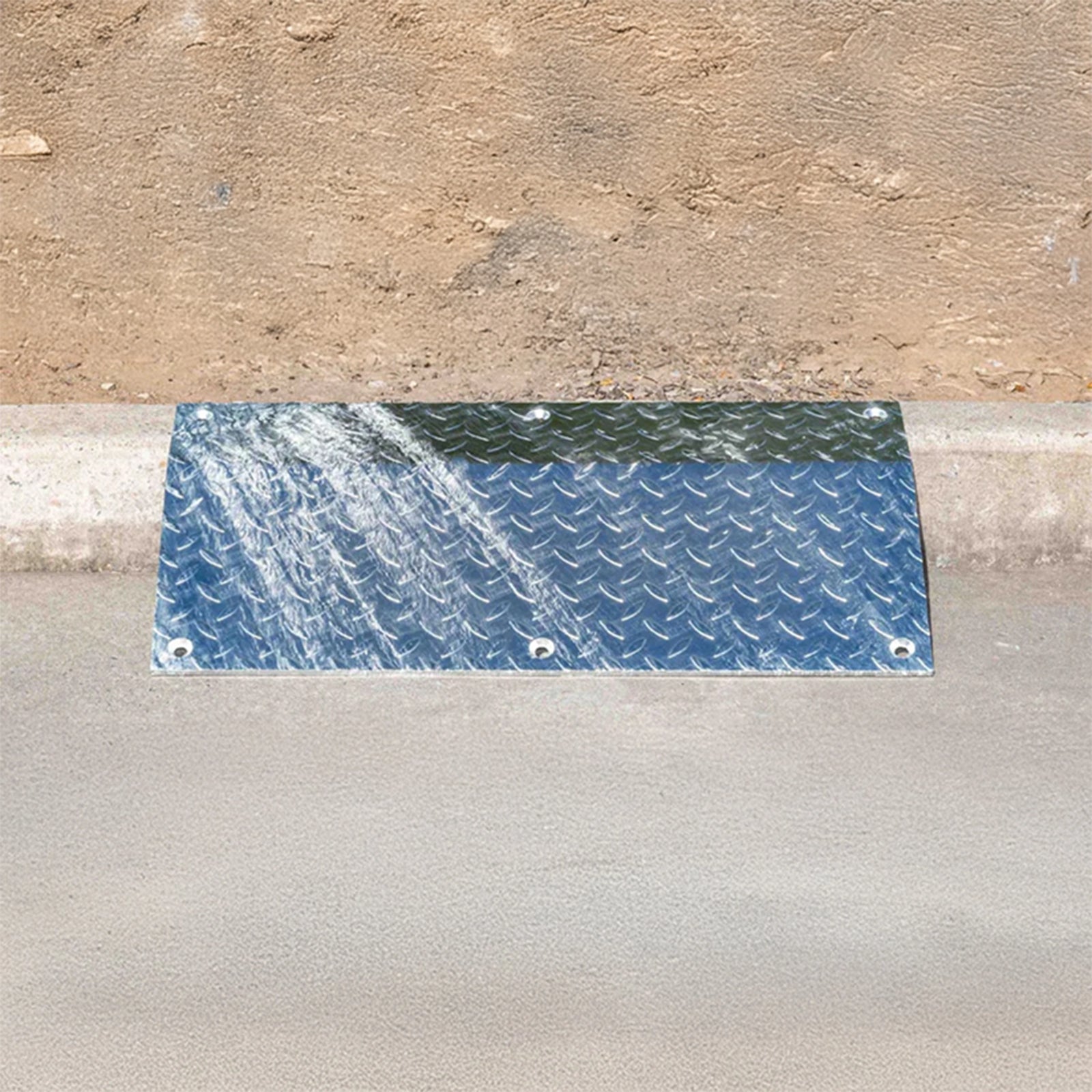 Steel Driveway Kerb Ramp Plate - 415mm x 800mm - Galvanised