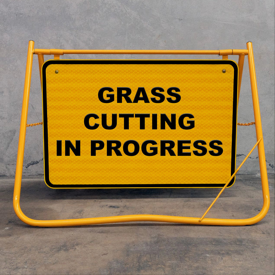 Featuring a yellow powder-coated frame and galvanised steel body, this unit is engineered to resist rust and maintain high-contrast visibility over years of outdoor use.