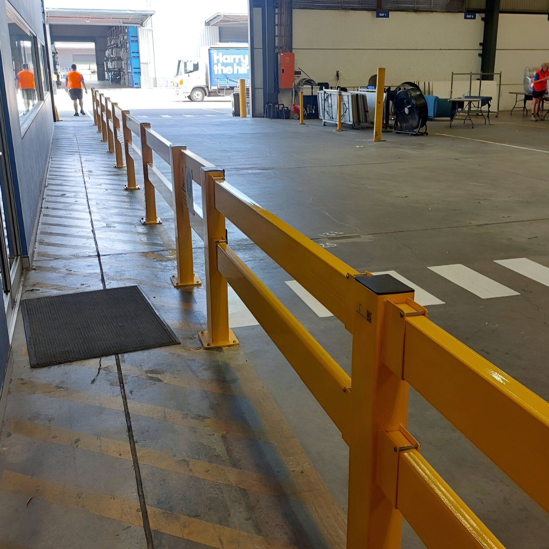 Unleashed Safety Barrier - Corner Post