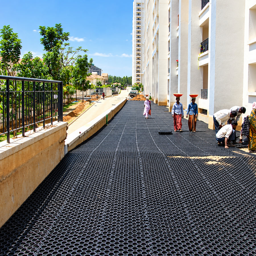 500mm x 600mm interlocking grass and gravel paver panel.