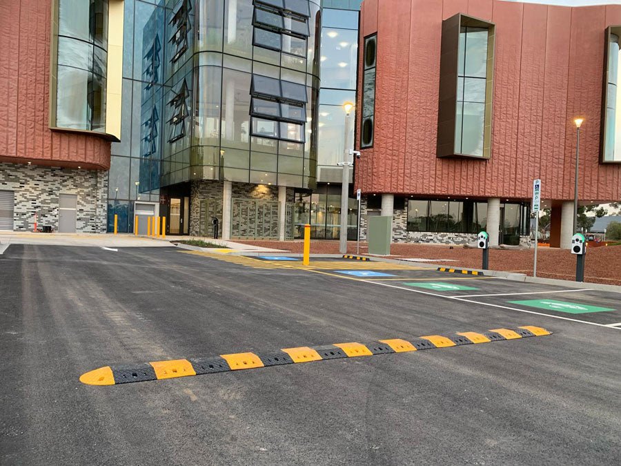 Speed Hump - Rubber - Middle Section