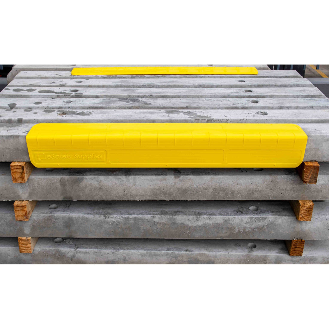 Corner Pallet Protector - 1 Metre