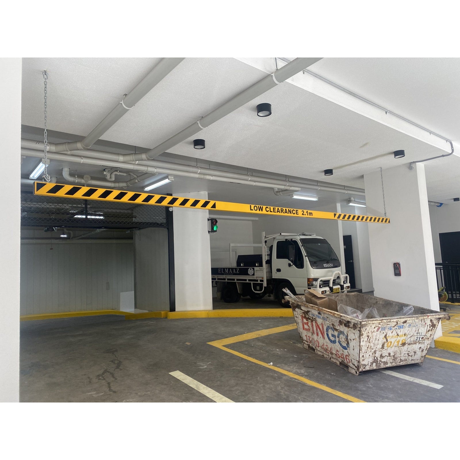 Low Clearance Height Bar (1m - 6.5m) 192.5 kg 2.4M